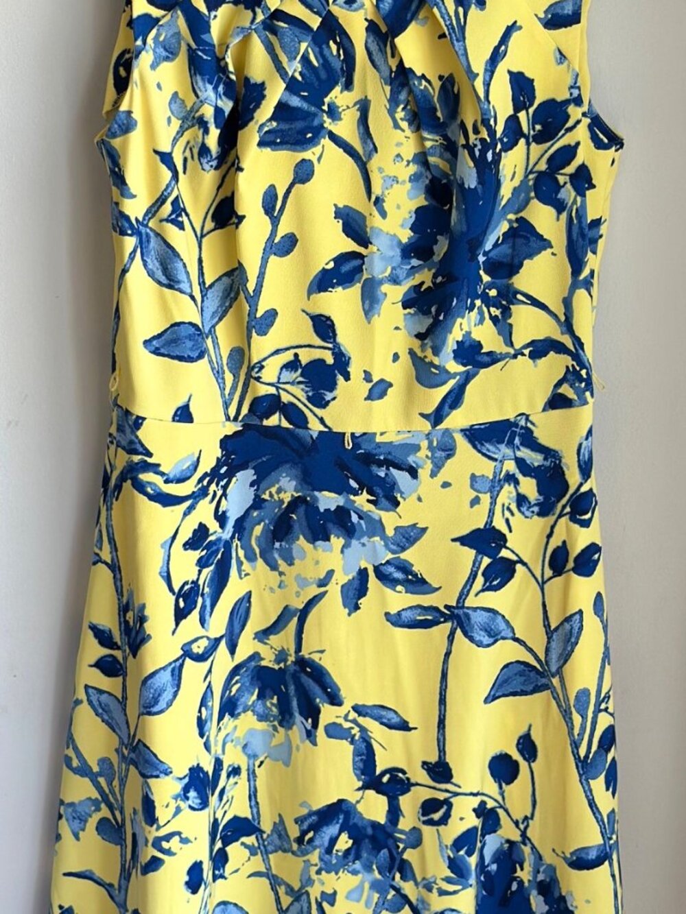 Yellow floral dress from Dress Barn, size 6 - Picture 3 of 7